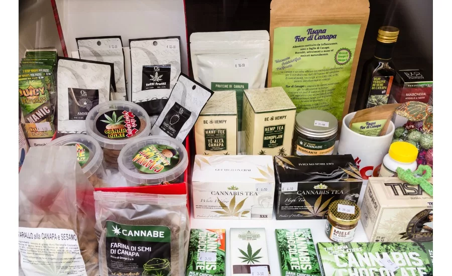 Cannabis edibles and beverages packaging for maximum consumer safety