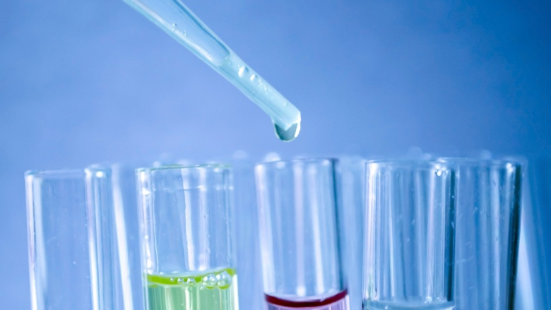 pipette-test-tubes-chemicals