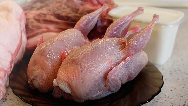 raw whole quail