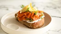 smoked salmon toast