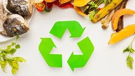 food scraps and recycle symbol