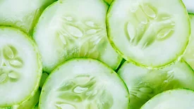 fresh cucumber slices