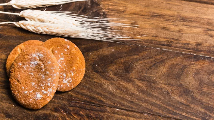 wheat and biscuits (cookies)