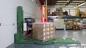 pallets being scanned by Peak Automation intelligence