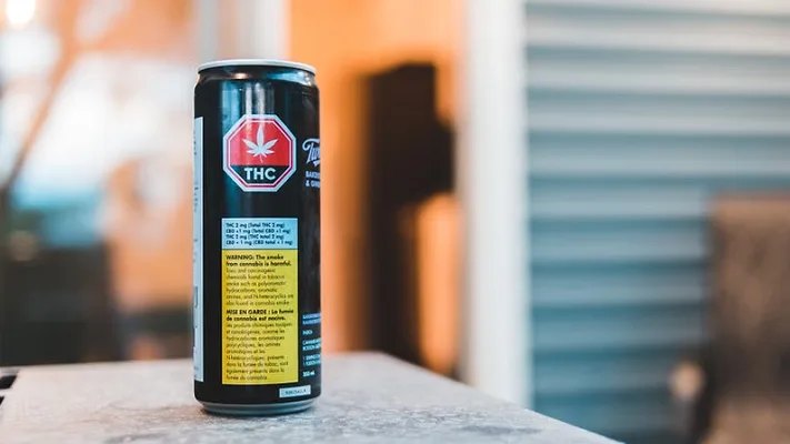 thc beverage can_erik mclean via Pexels.png thc beverage drink