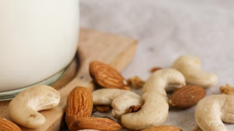 almonds cashews and milk.png